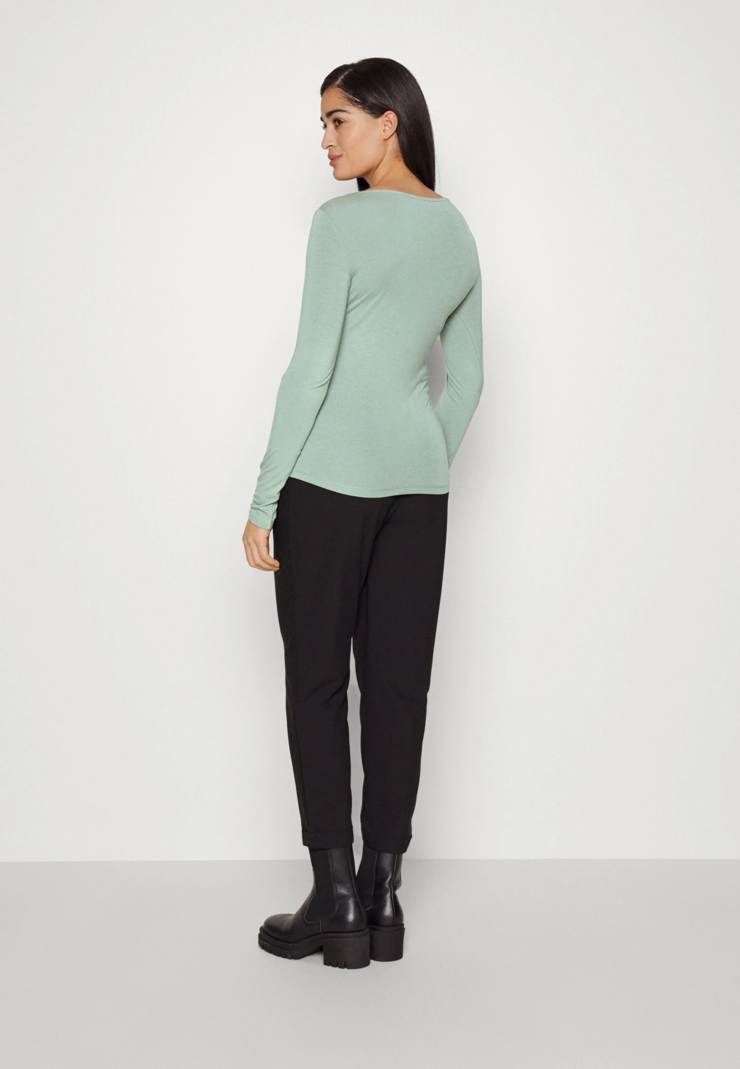 Maternity Basic Longsleeve 2 Pack - Long Sleeved Top - Pink/Light Green 3 Maternity Basic Longsleeve 2 Pack - Long Sleeved Top - Pink/Light Green - Image 3