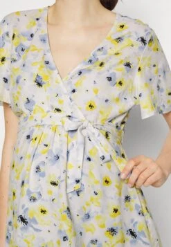 Blouse - White/Light Blue 9 Blouse - White/Light Blue -Fashion Shop 0ee5659d52884d17b7cbe7ee0512b4d4