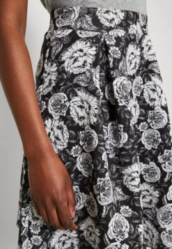 Anna Field Pleated Skirt - Black/White -Fashion Shop 101a221c2ea541258c26af9aceb79905