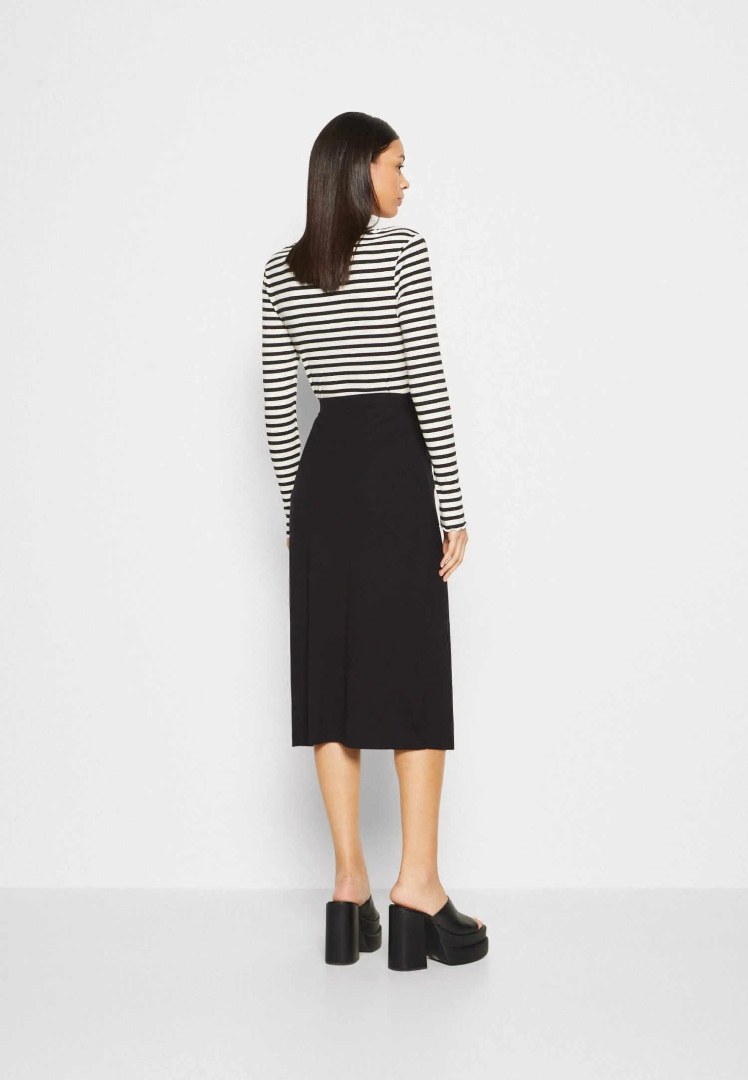 Anna Field Wrap Skirt - Wrap Skirt 3 Anna Field Wrap Skirt - Wrap Skirt - Image 3