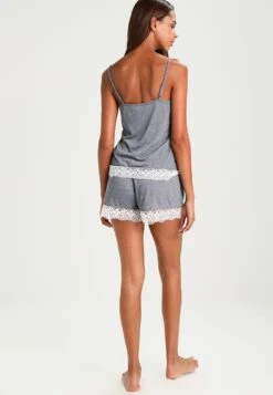 Anna Field Sarah Short Pj Set- Pyjama Set - Off-White/Dark Blue -Fashion Shop 33d0e936af774883bb2b5a180610a668