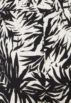 Anna Field Shorts - Black/Off-White -Fashion Shop 3421448d2717498fbe1e4d1d062f9876