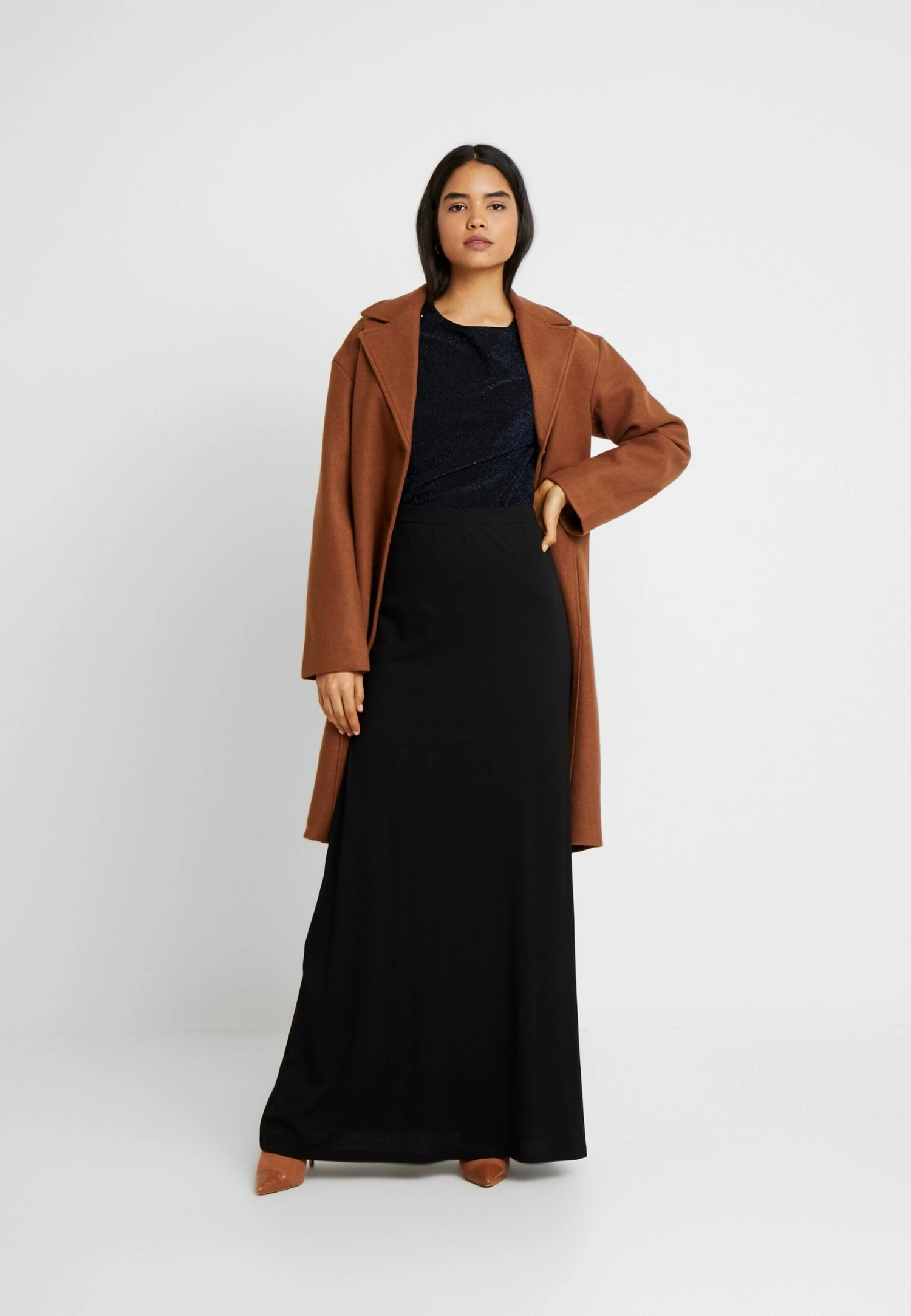 Maxi Skirt - Maxi Skirt 2 Maxi Skirt - Maxi Skirt - Image 2