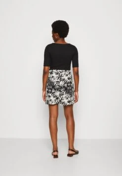 Anna Field Shorts - Black/Off-White -Fashion Shop 3a9846adea8c4808a36cdb49e64ed70f