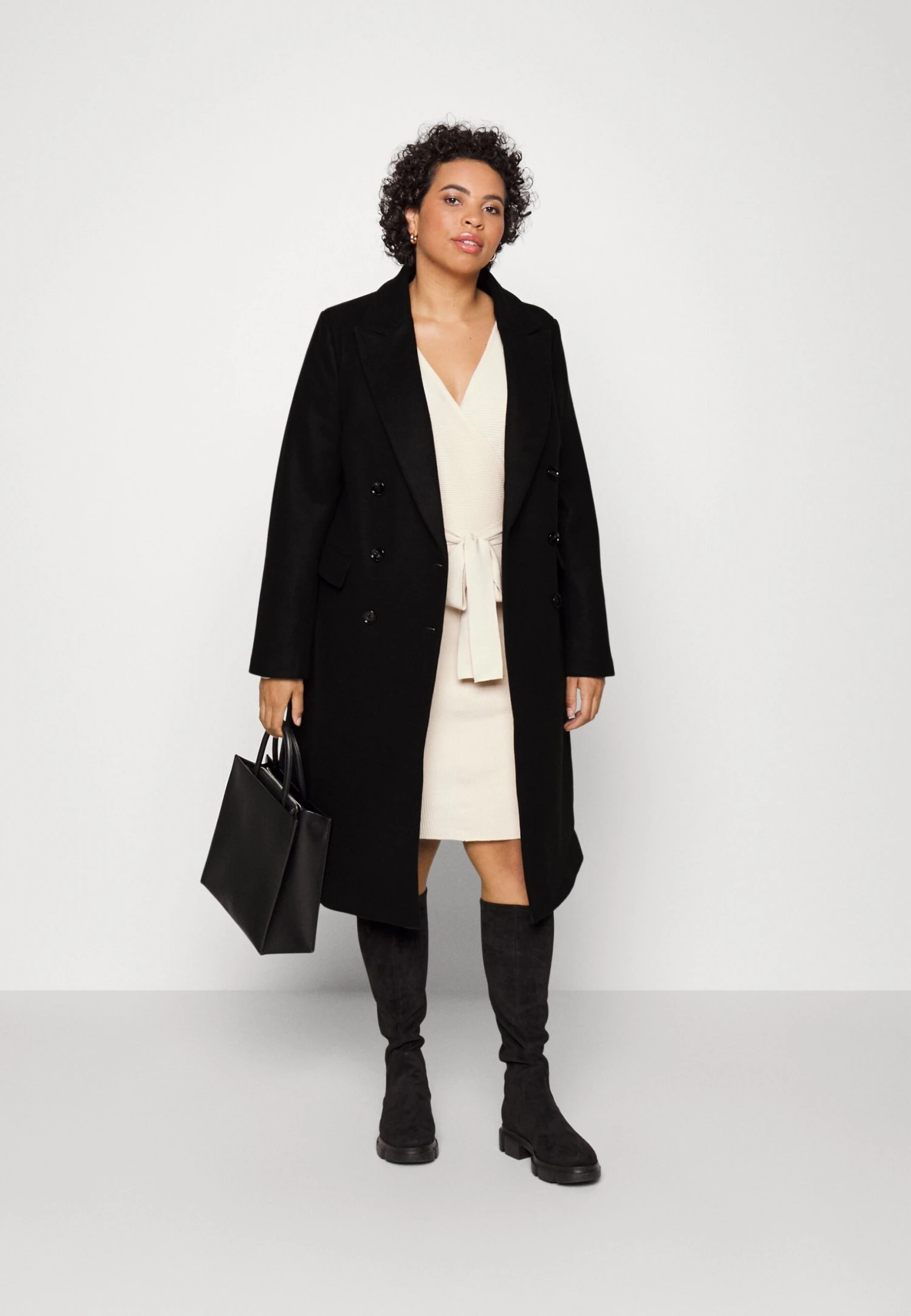 Classic Coat - Black 2 Classic Coat - Black - Image 2