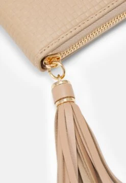 Anna Field Wallet - Sand 7 Anna Field Wallet - Sand -Fashion Shop 7851480ca734415d8627b2f208304a88