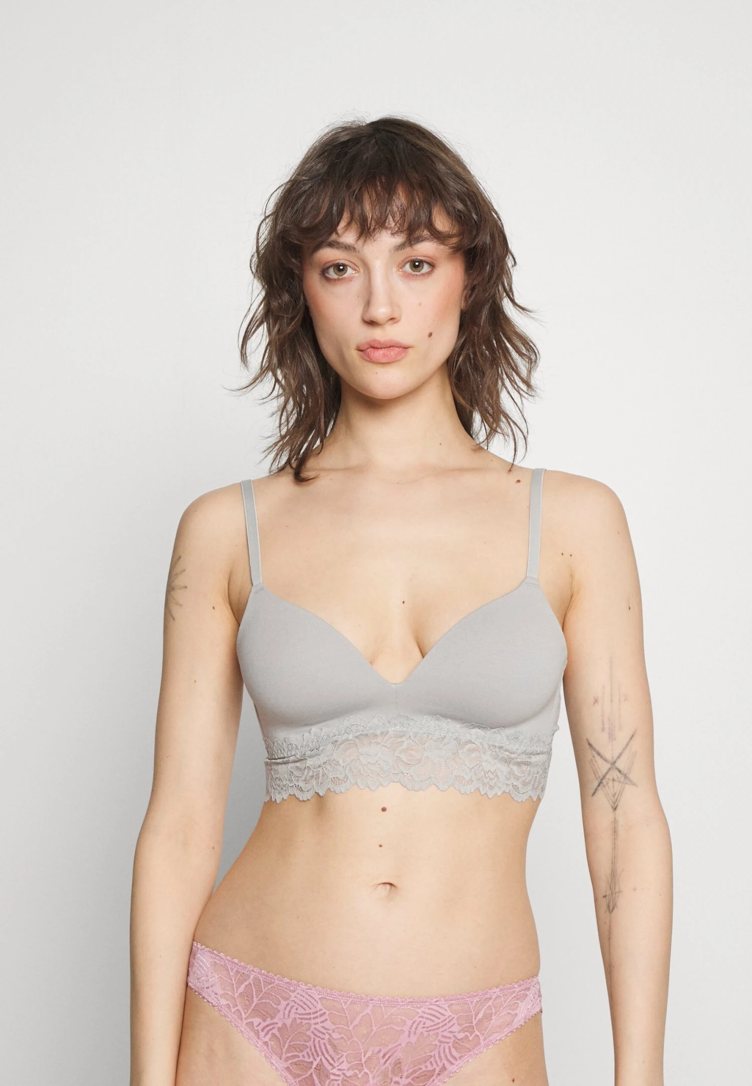 Anna Field 2 Pack - Triangle Bra - Grey/Pink 4 Anna Field 2 Pack - Triangle Bra - Grey/Pink - Image 4
