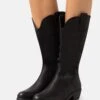 Anna Field Cowboy/Biker Boots - Black