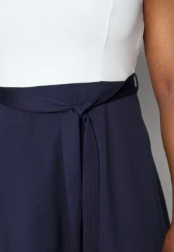 Jersey Dress - Dark Blue/White -Fashion Shop b2ab465ca3e04d8ba316cc86bda6d9a4