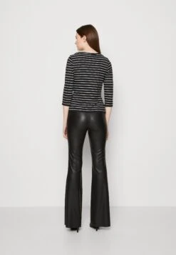 Anna Field Long Sleeved Top - Black White 8 Anna Field Long Sleeved Top - Black White -Fashion Shop b4a4210339ae4ed9963c2626160335b9