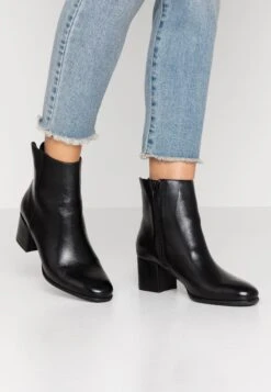 Anna Field Leather- Classic Ankle Boots - Black