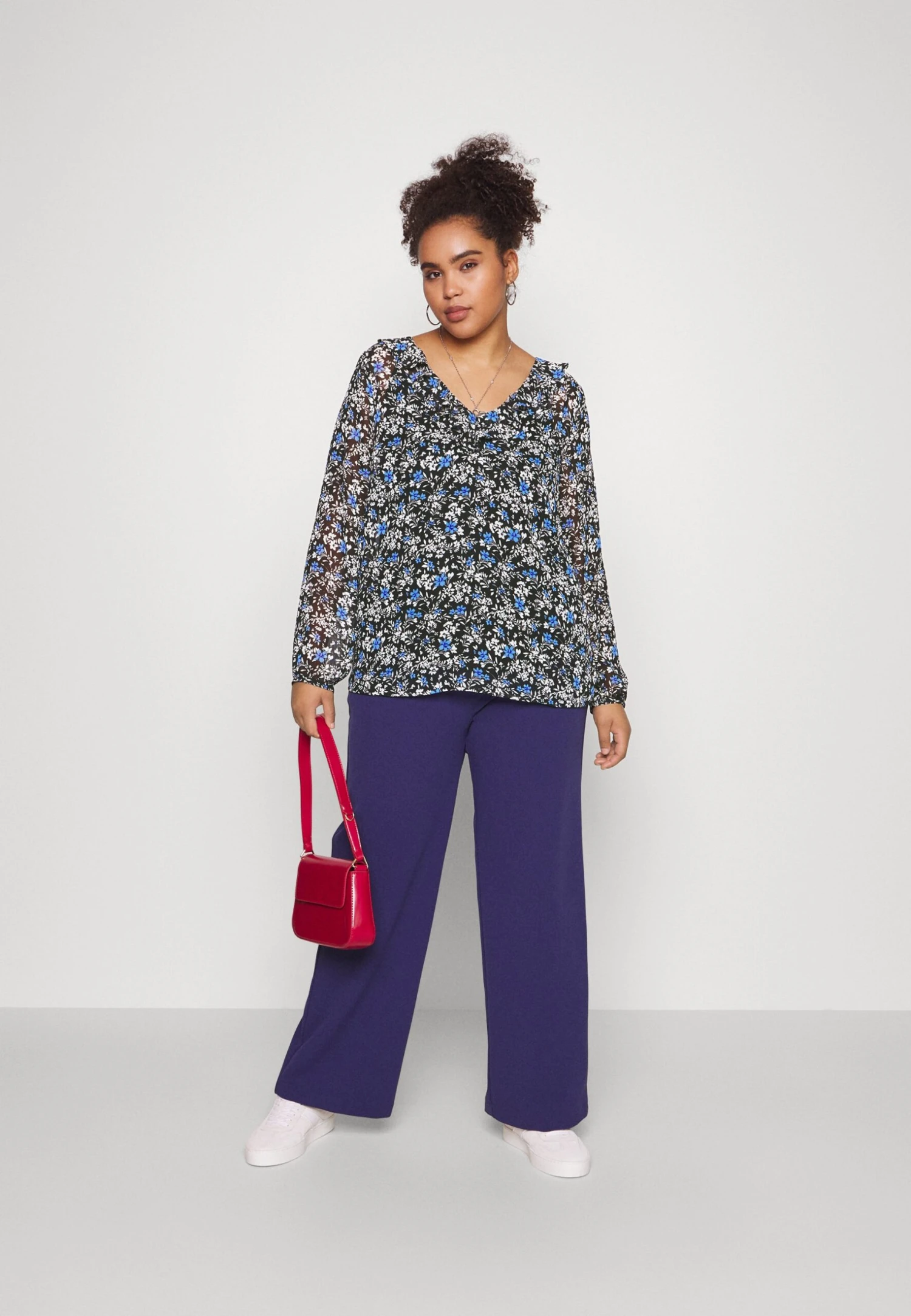 Blouse - Black 2 Blouse - Black - Image 2