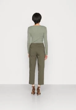 Anna Field Chinos - Dark Green 7 Anna Field Chinos - Dark Green -Fashion Shop daa84fa39e0540dcb4fee639ebed2b7c