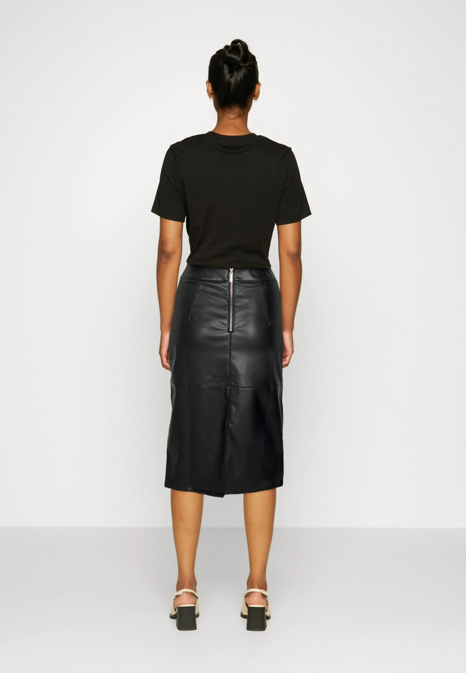 Anna Field Pencil Skirt - Black 3 Anna Field Pencil Skirt - Black - Image 3