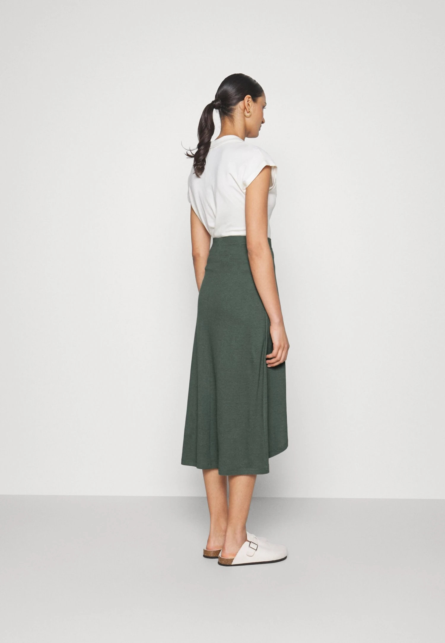 Anna Field Basic Wrap Over Midi Skirt- A-Line Skirt - Light Green 3 Anna Field Basic Wrap Over Midi Skirt- A-Line Skirt - Light Green - Image 3