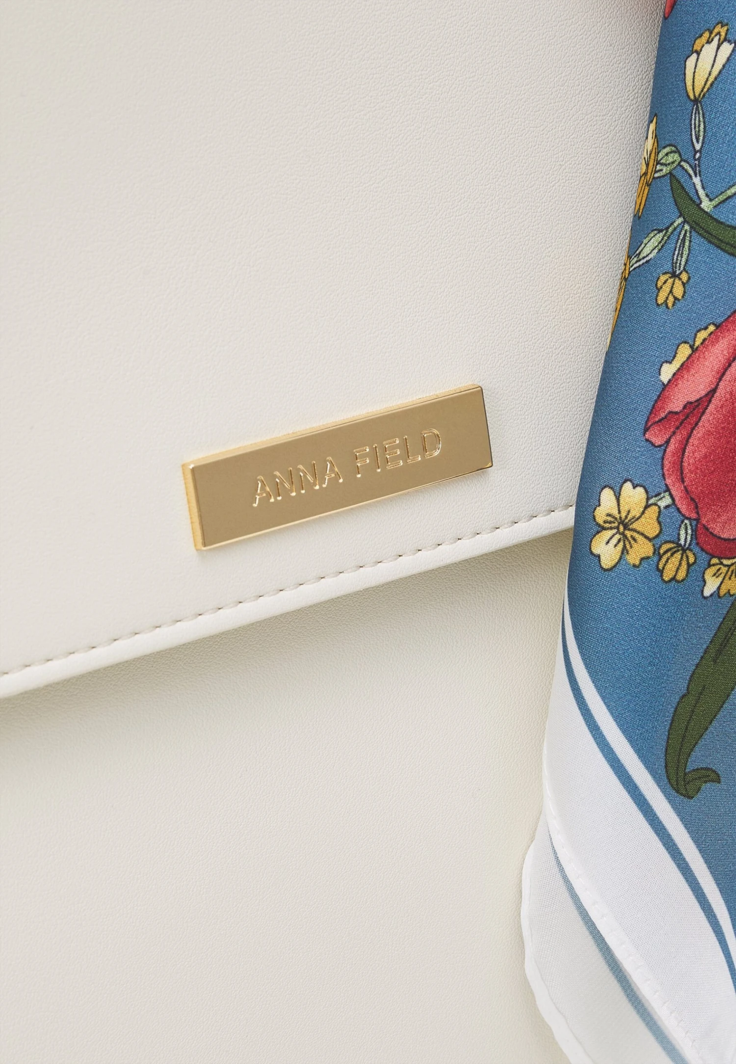 Anna Field Handbag - Off-White 4 Anna Field Handbag - Off-White - Image 4