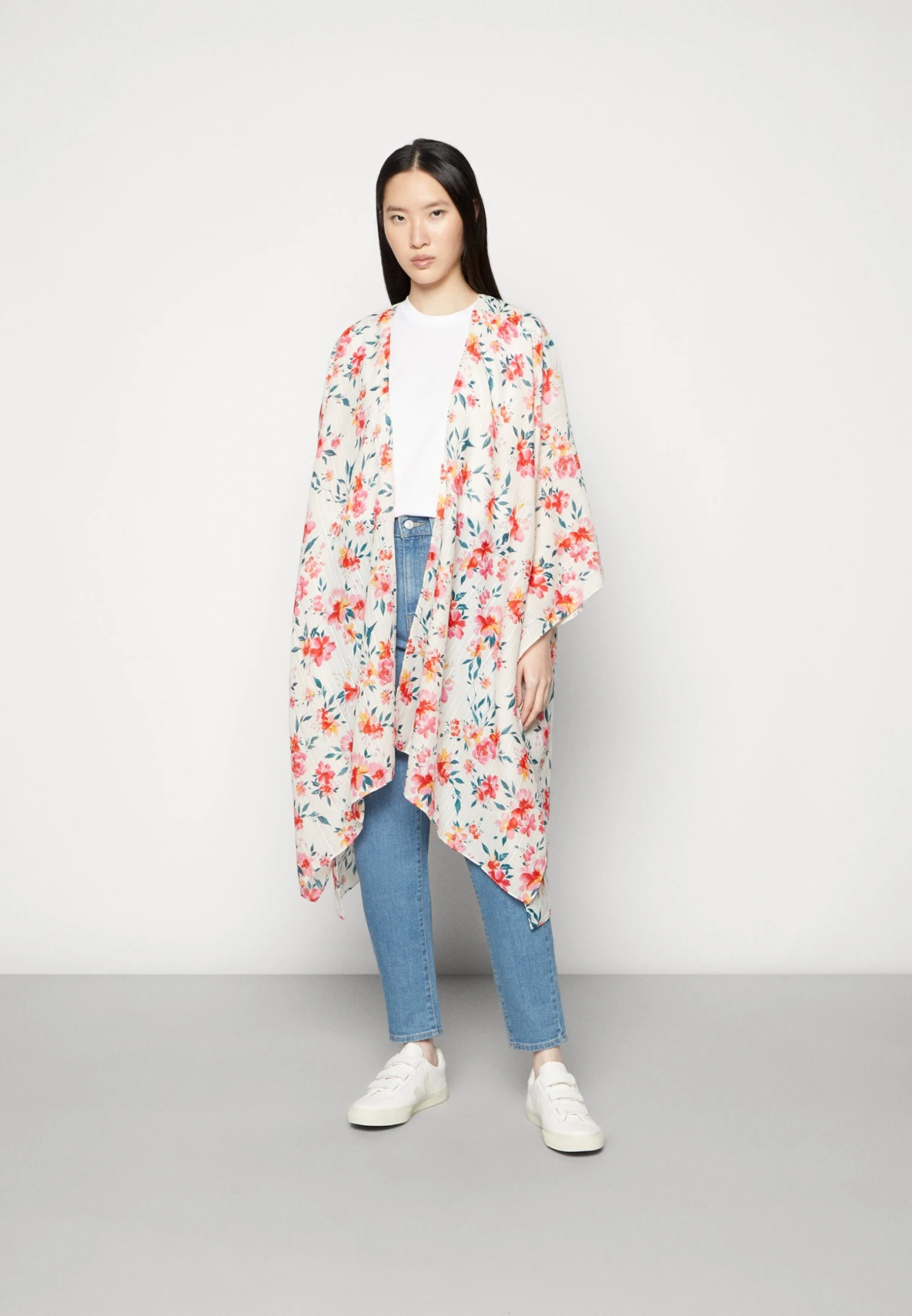 Anna Field Cape - Red 1 Anna Field Cape - Red