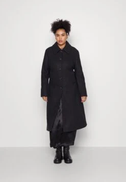 Classic Coat - Black