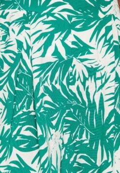 Anna Field Shorts - Green/Off White -Fashion Shop fee4a64e479446a79f62f94204a5f0b6